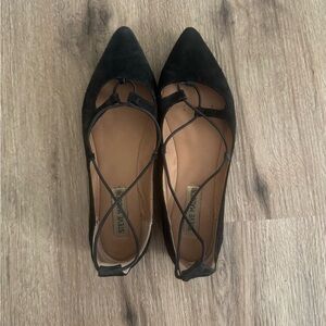 Steve Madden Black Ballet Flats with Elegant Crisscross Straps